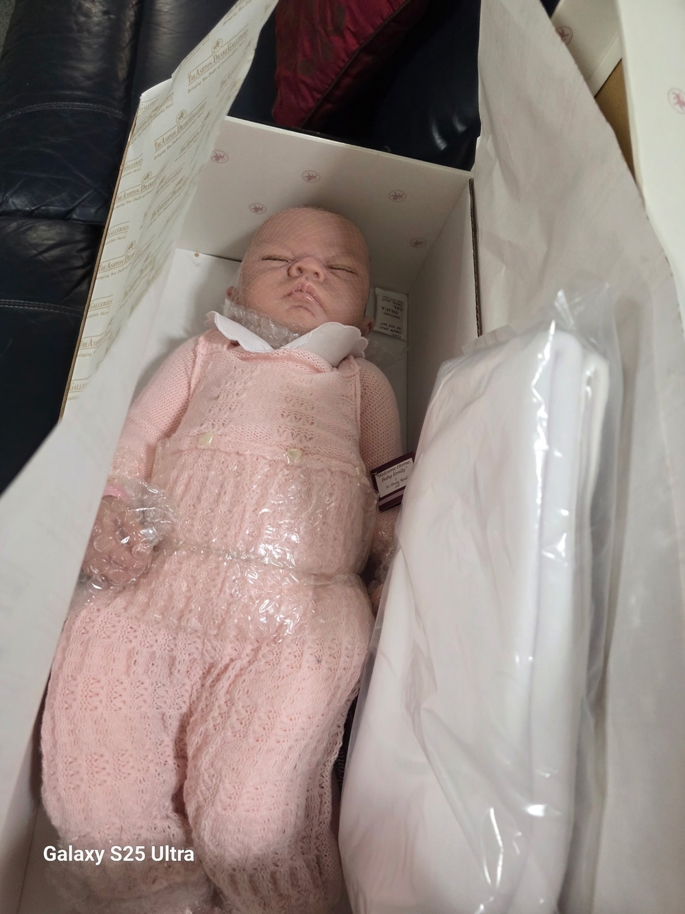 ASHTON-DRAKE COLLECTIONS TRULU  REAL BABY "EMILY". NEVER TAKEN OUT OF THE BOX!